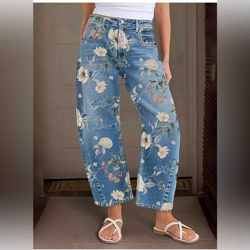 J74. Blue Floral Print Cropped barrel Jeans